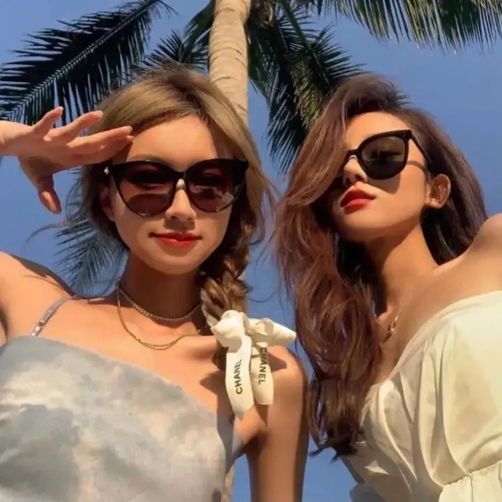 陪她一会儿